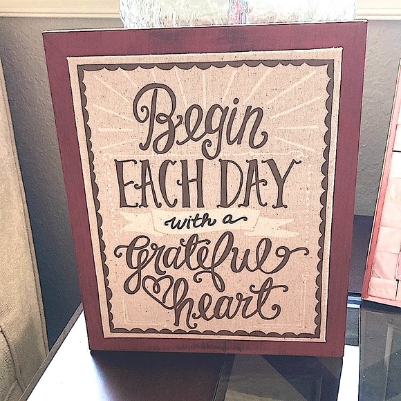 EUC Grateful Heart Sign with Burlap/ Linen detail - Picture 1 of 7